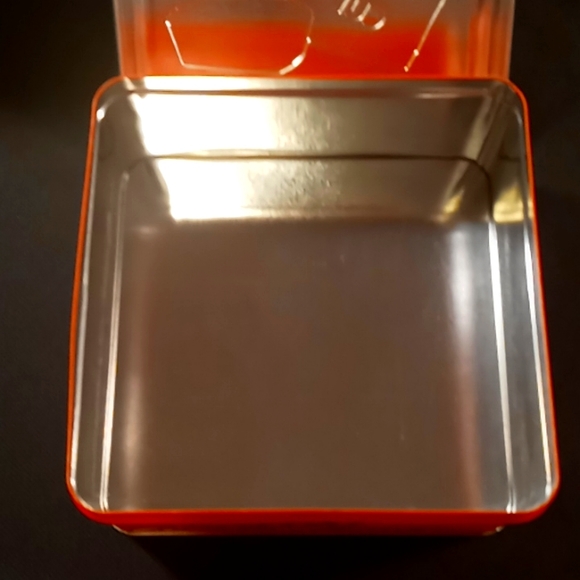 Vintage 1997 Hershey's Millennium Series Canister #3 "Peanutricious Tin" - Picture 9 of 11